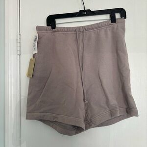 Wilfred Free Sweatshorts